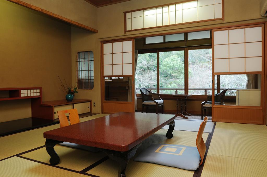 Japanese-Style Room - New Building