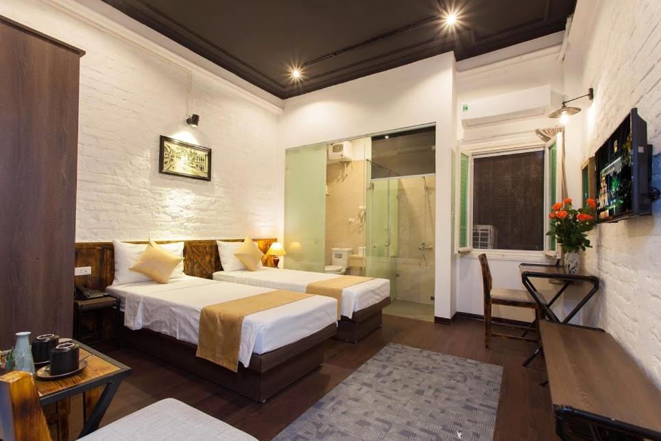 Deluxe Double or Twin Room