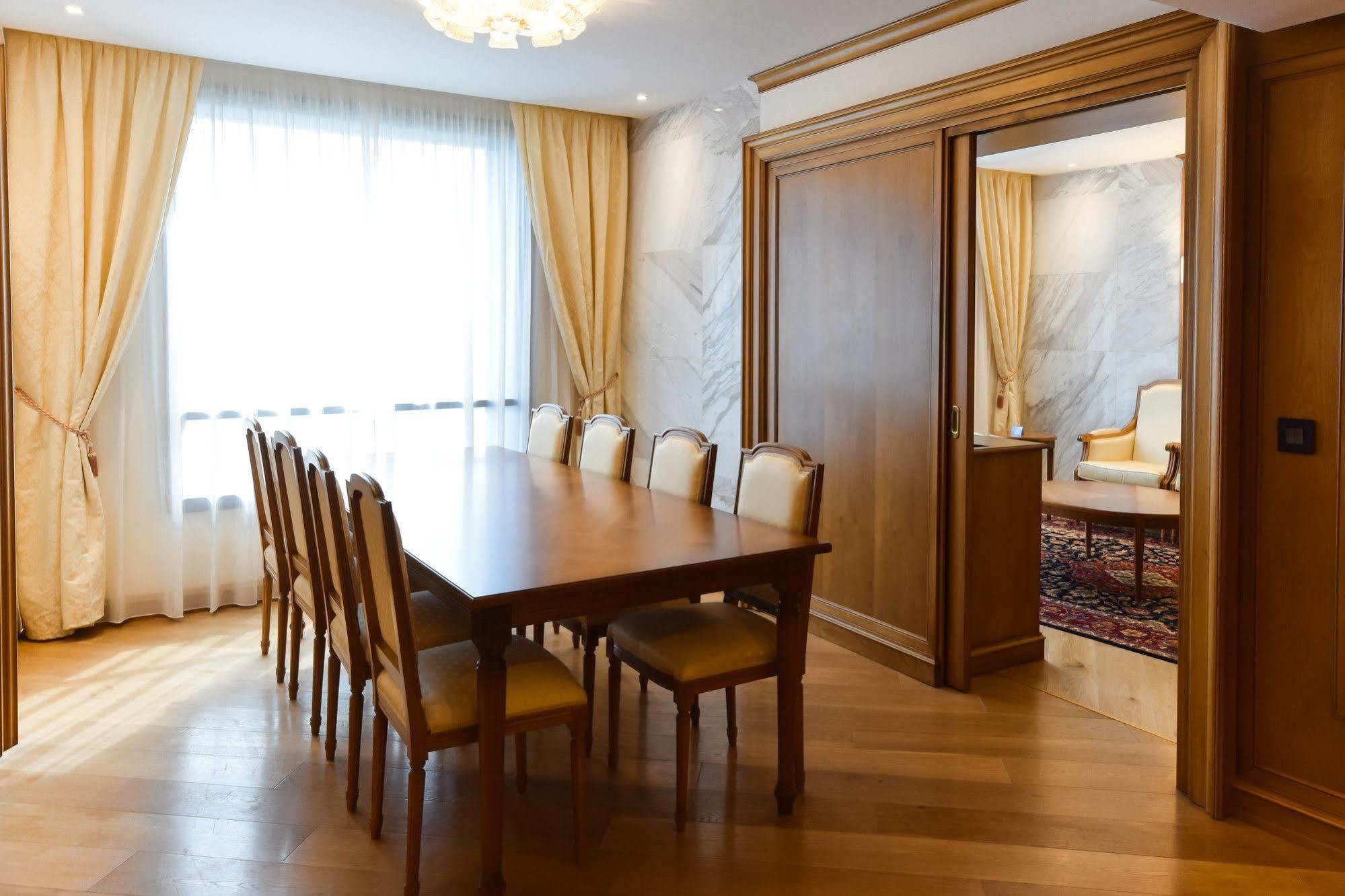 Penthouse Apartment