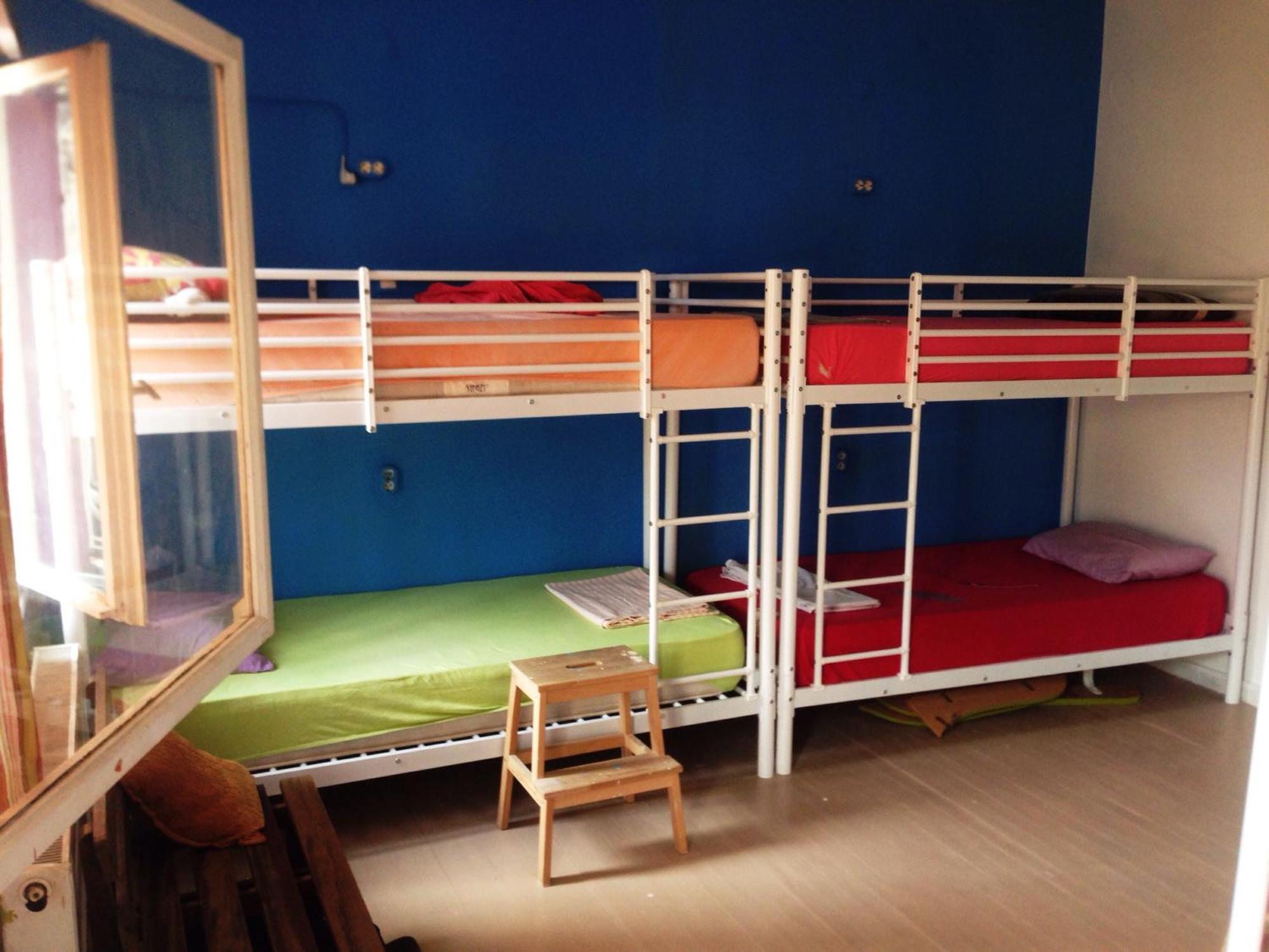 Bed in 8-Bed Mixed Dormitory Room
