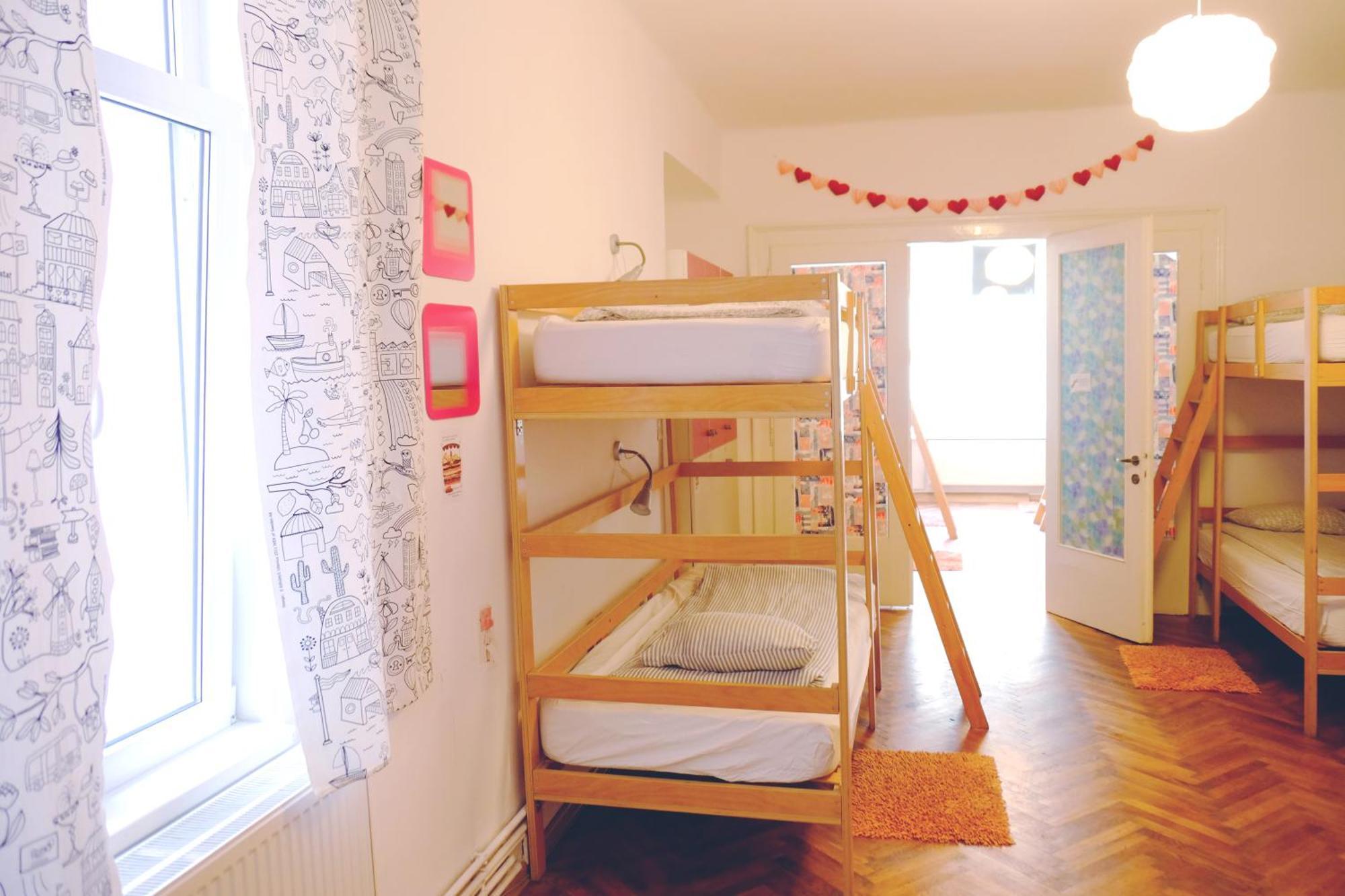 Bed in 12-Bed Mixed Dormitory