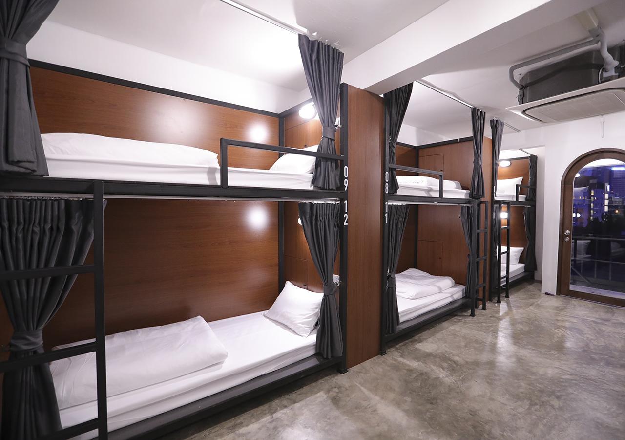 Bed in 12-Bed Mixed Dormitory Room