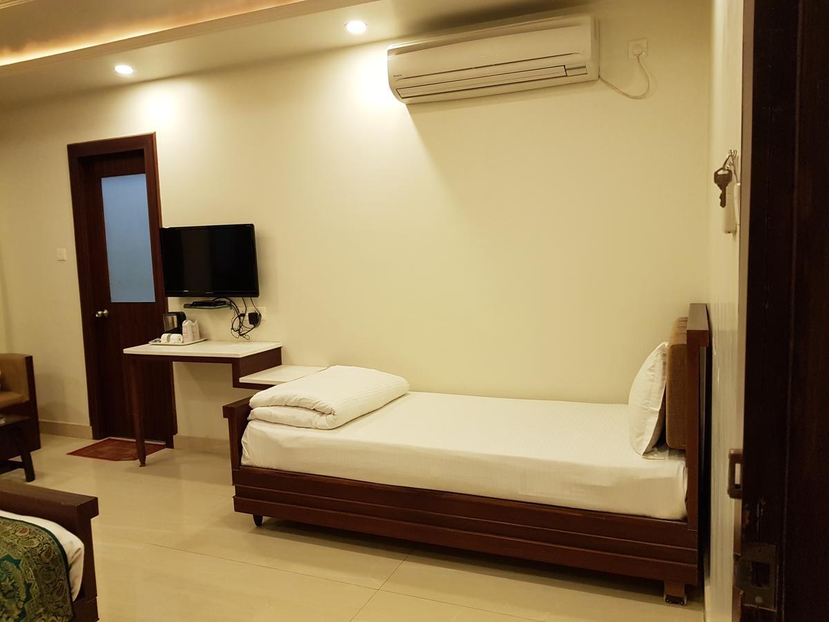 Superior Triple Room
