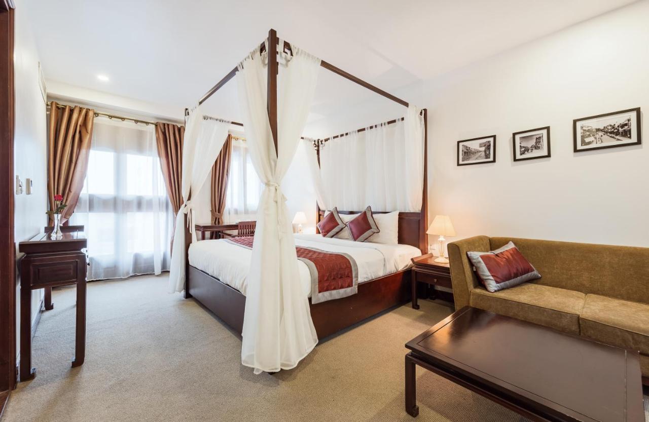 King Suite with Balcony