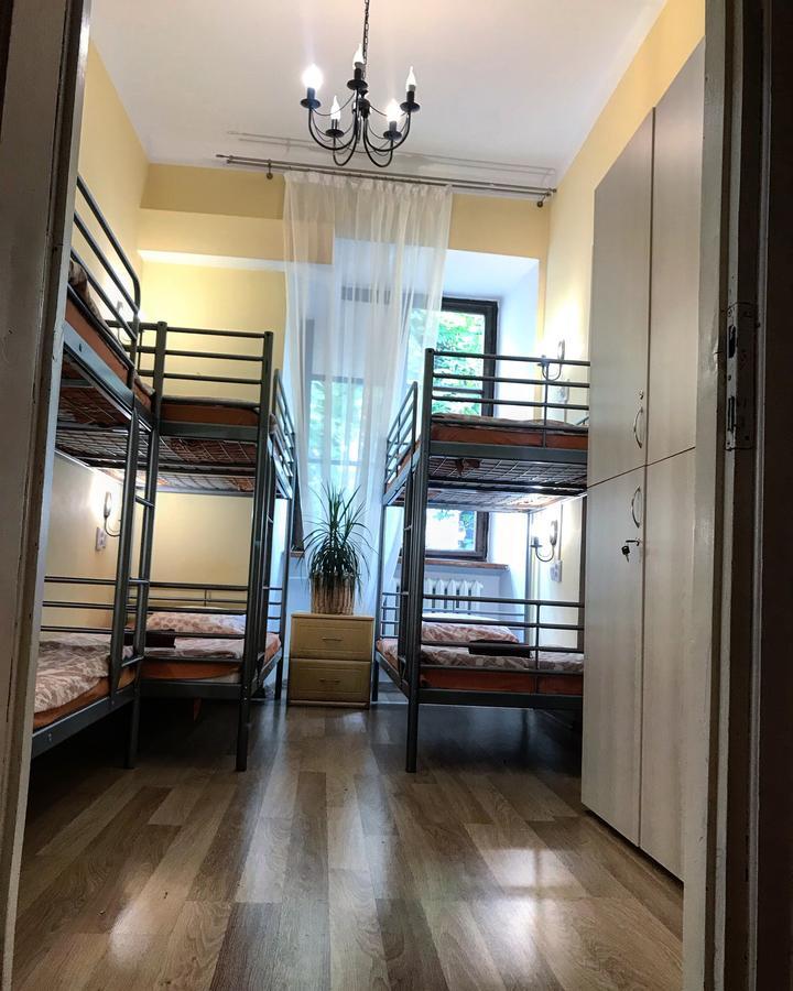 Bed in 6-Bed Mixed Dormitory Room