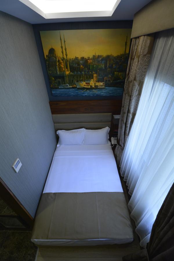 Small Single Room