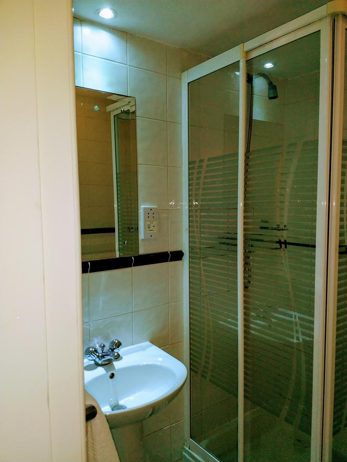 Standard Single Room with Shower