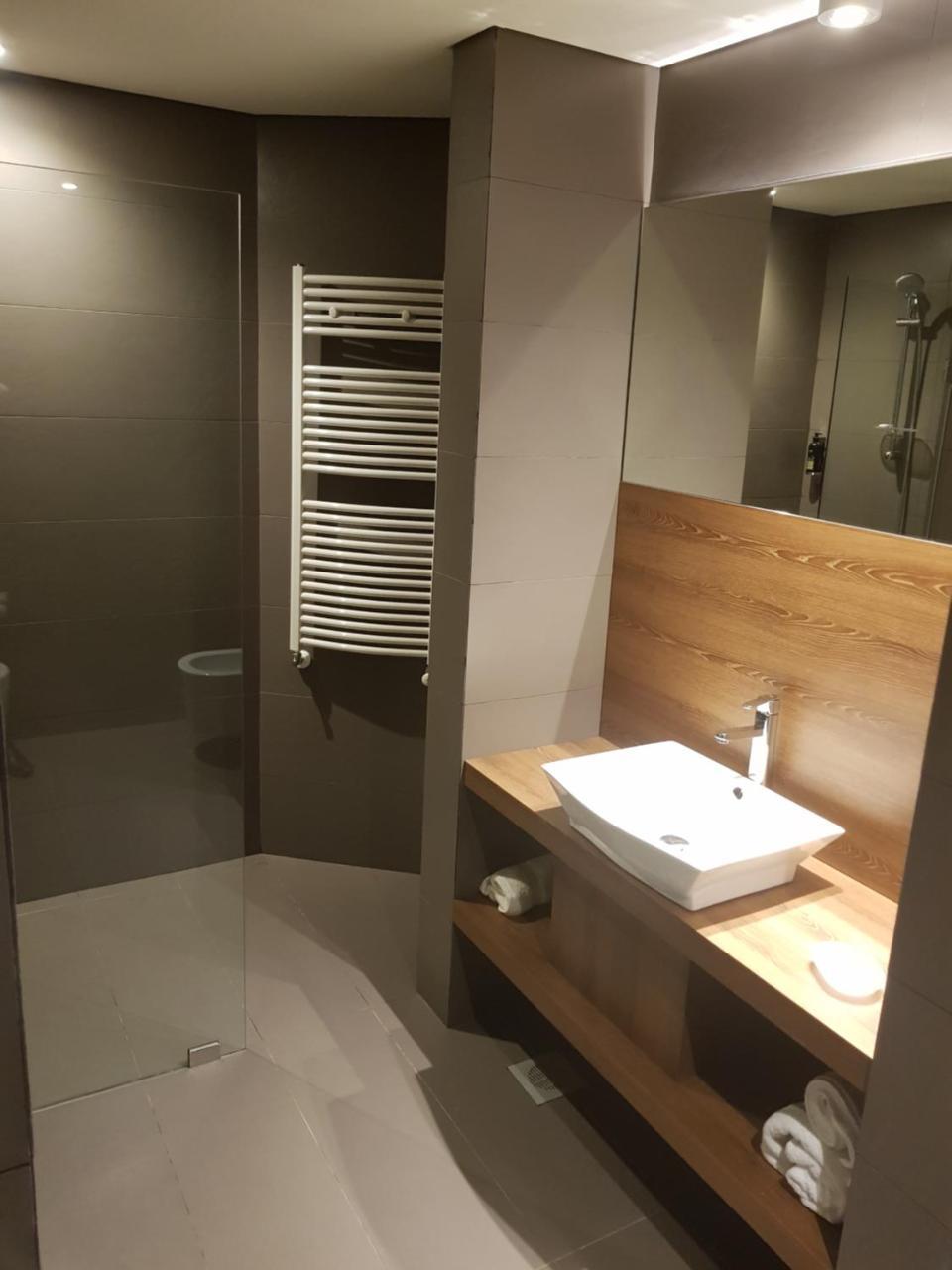 One-Bedroom Apartment - Non-Smoking