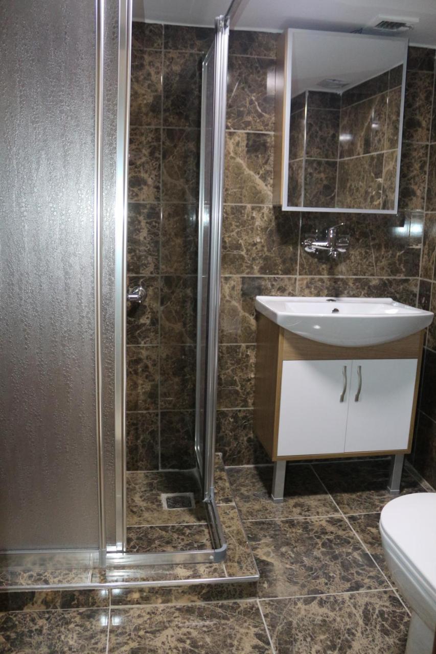 Double or Twin Room with Private Bathroom