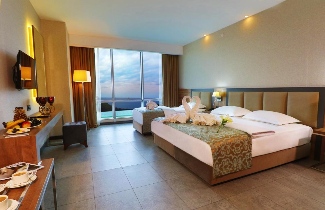 Suite with Sea View