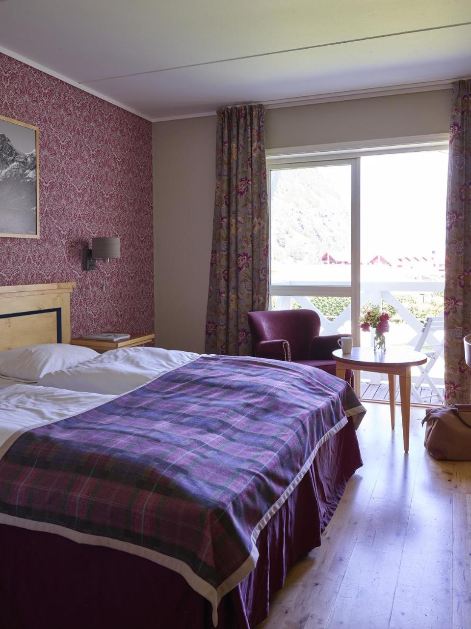 Twin room with balcony Or Garden exit