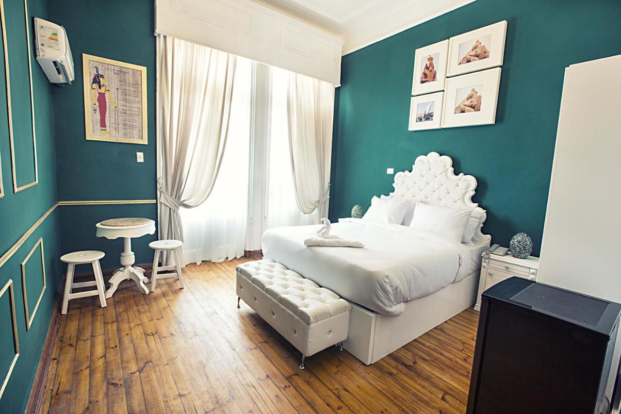 Queen Room with Balcony