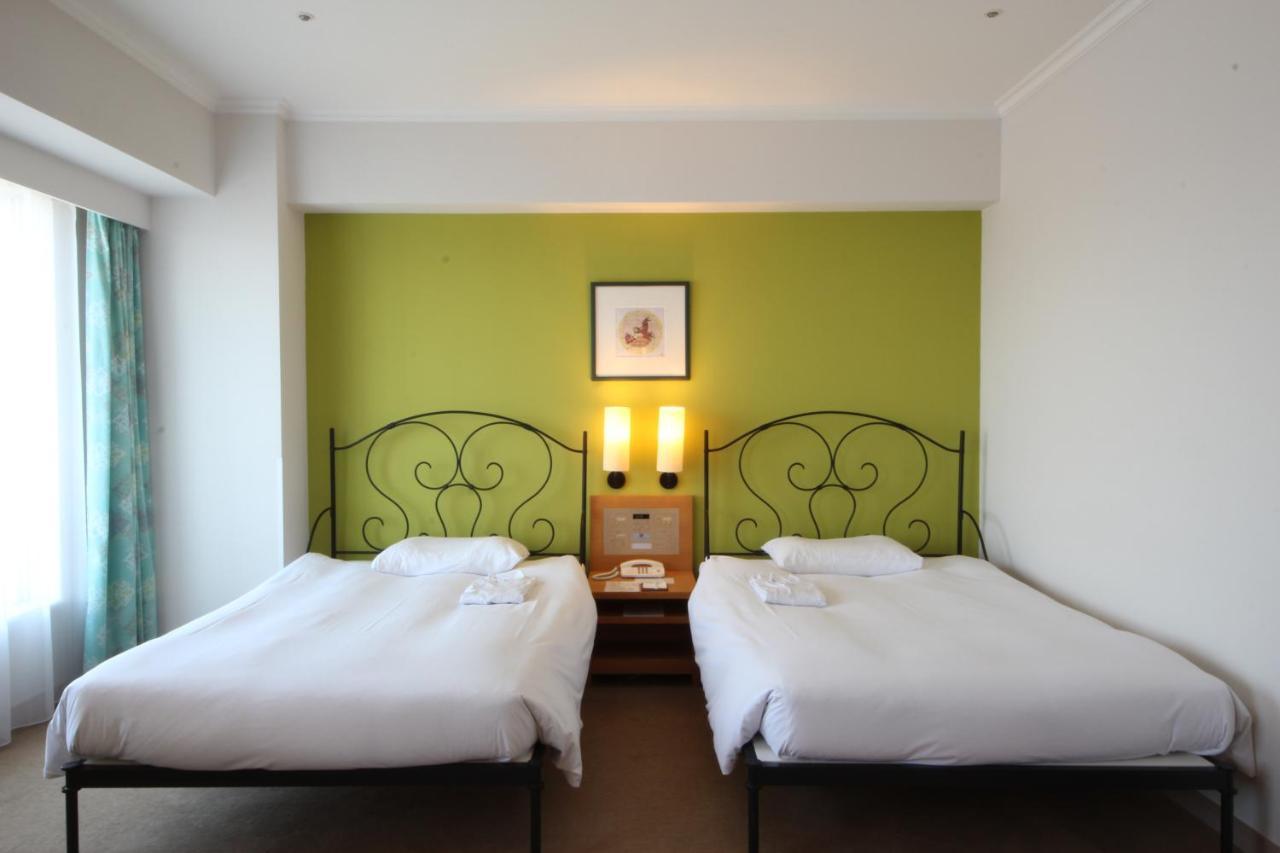 Luxury Twin Room - Non-Smoking