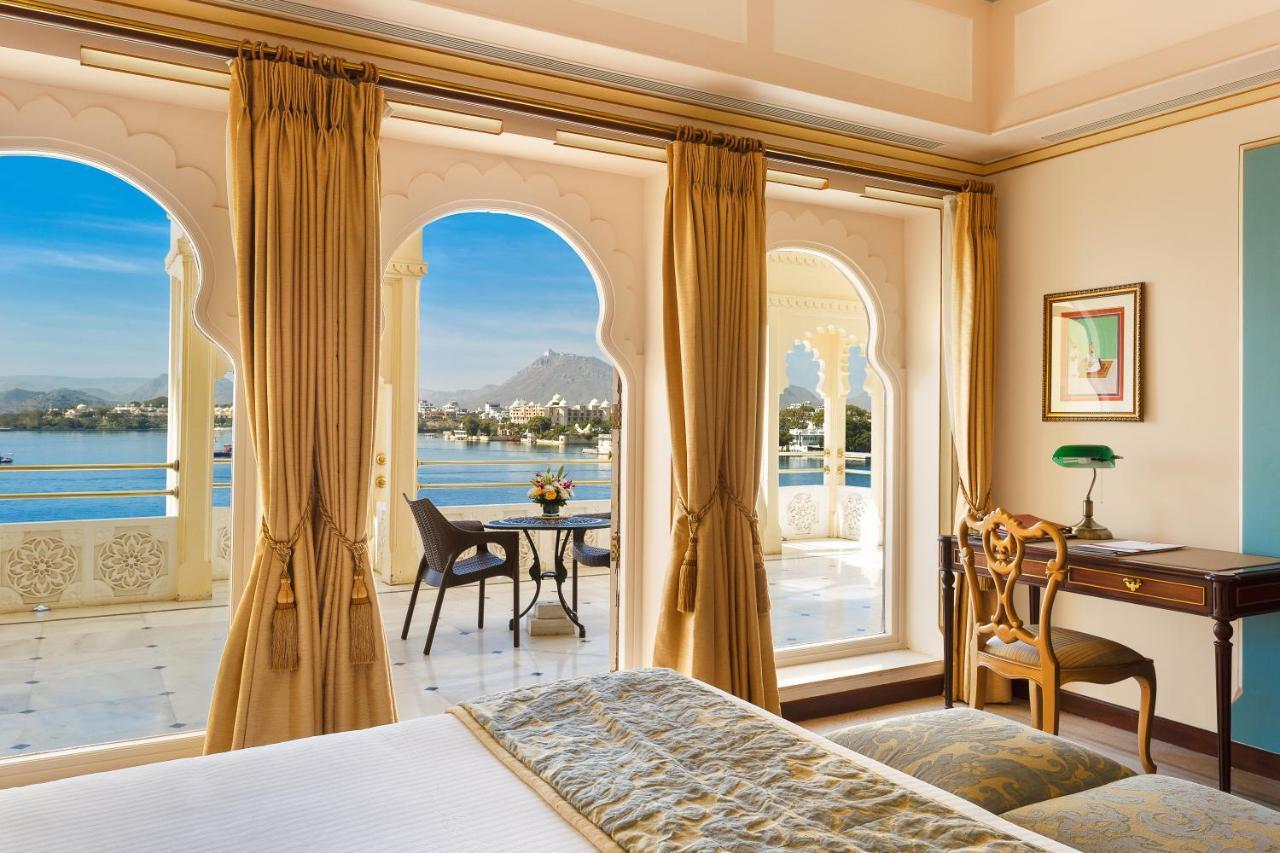Luxury Suite with Sitout
