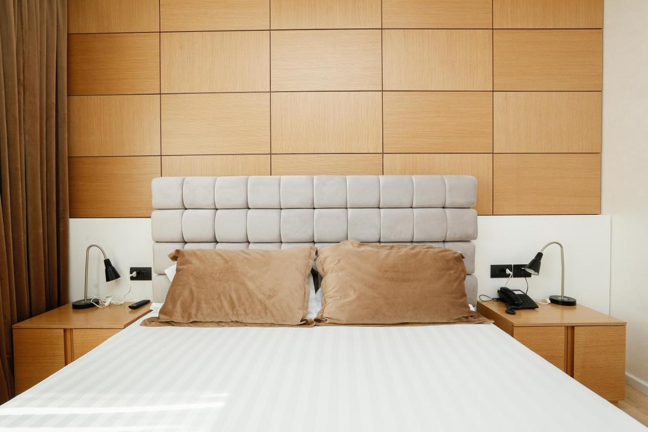 Standard Double Room with Breakfast in Room, Free Parking and Wi-Fi