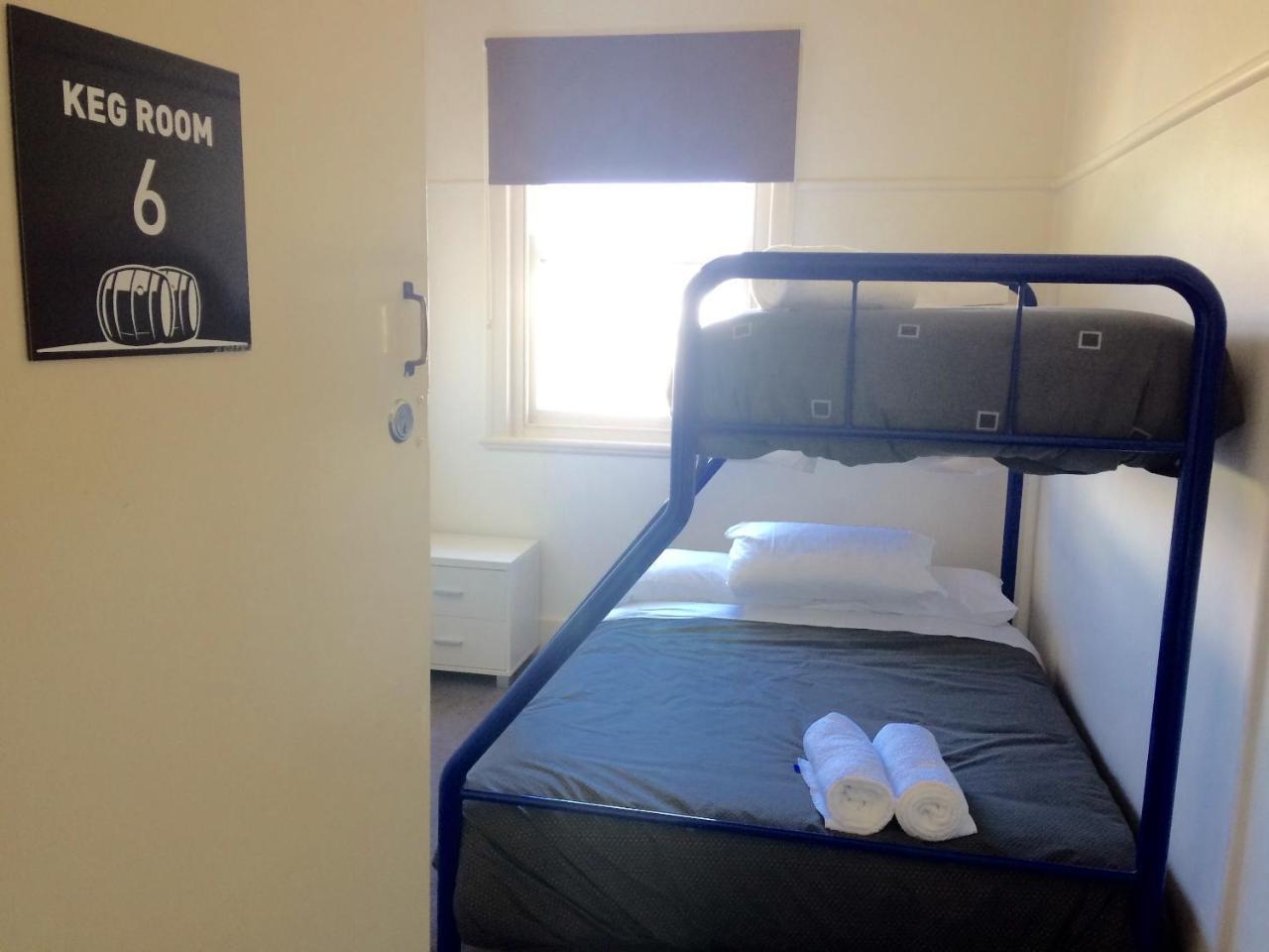Triple Room with Shared Bathroom