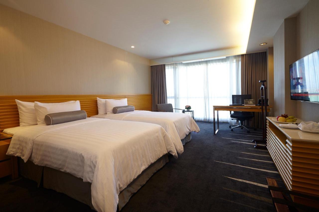 Deluxe Double or Twin Room