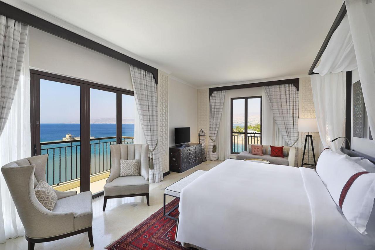 Saraya King Suite with Balcony and Sea View