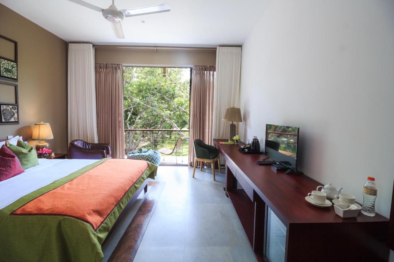 Deluxe Double or Twin Room with Balcony