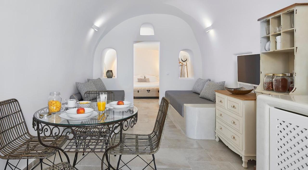 Amaya Sensational Villa with Hot Tub and Caldera View