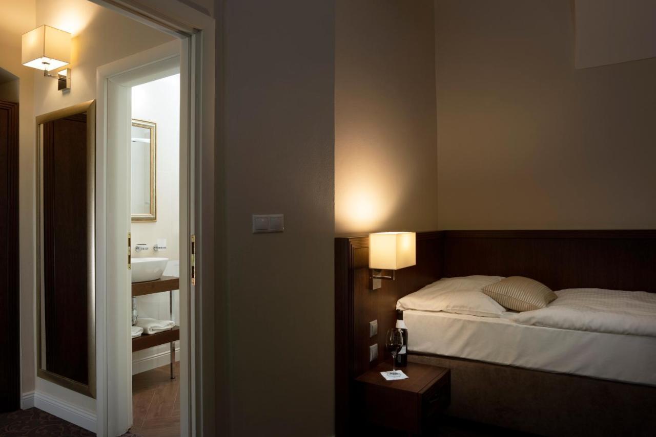 Economy Single Room