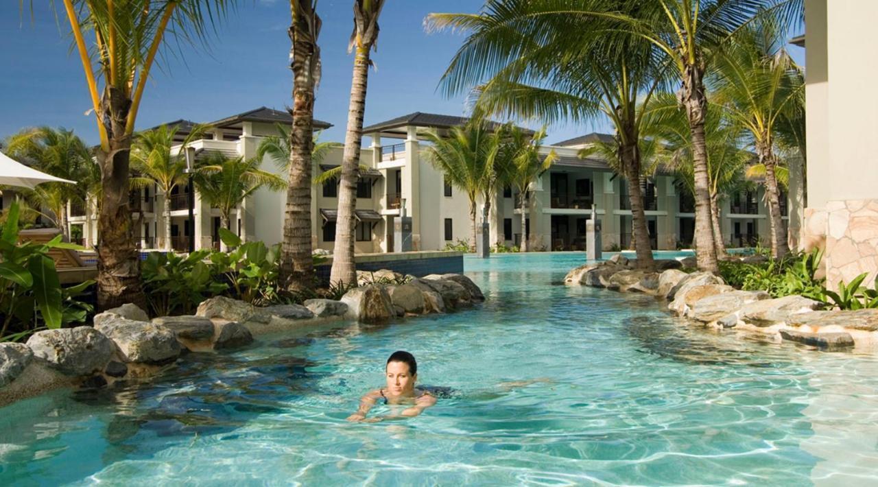 Two-Bedroom Swimout Apartment Waterside