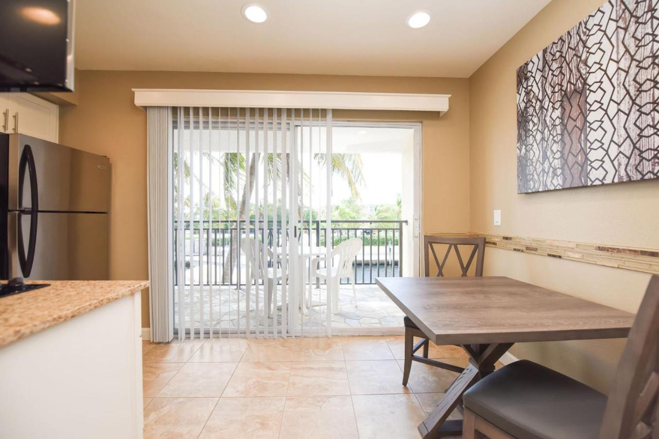 King Suite Disability Access or Non-Smoking