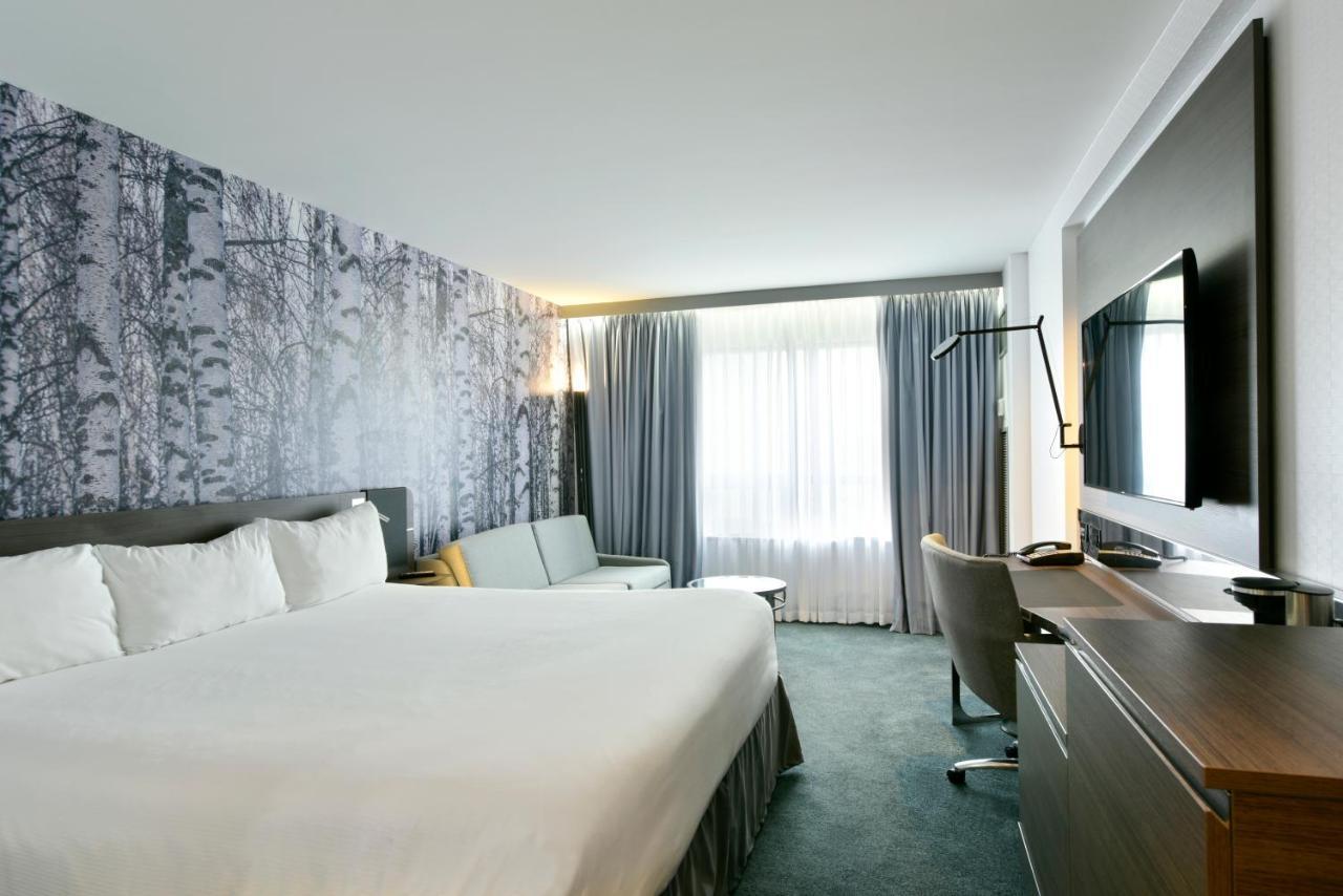 King Room with Sofa Bed - Non-Smoking