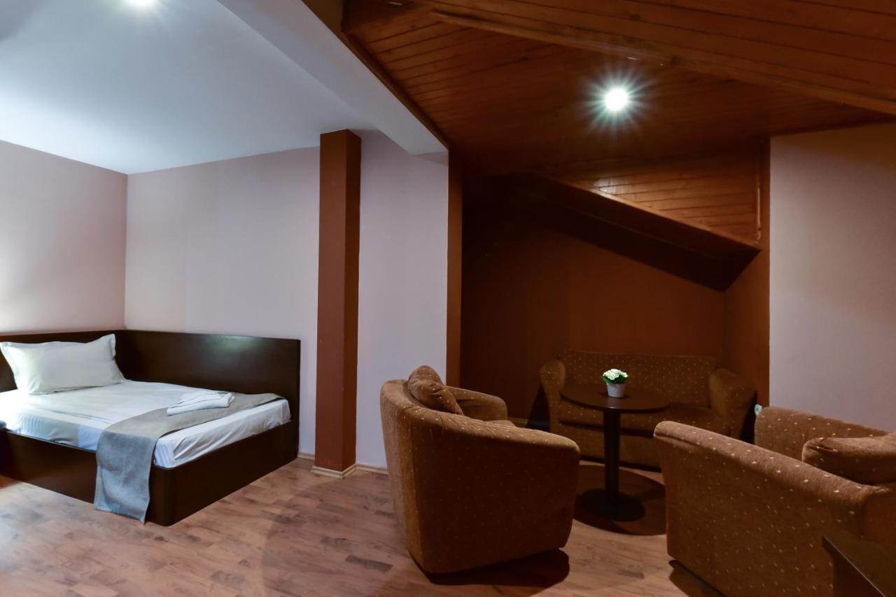 Triple Room - Attic