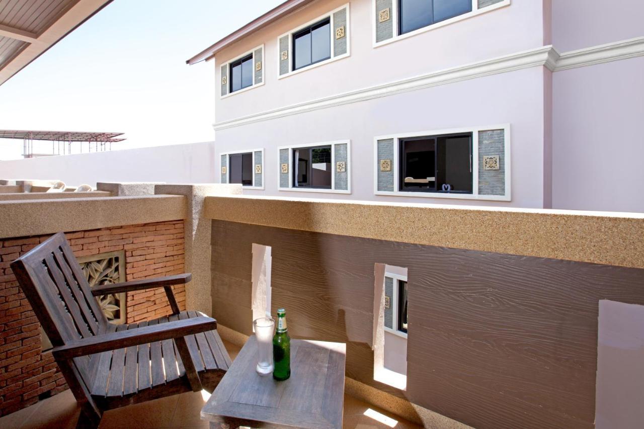 Deluxe Double or Twin Room with Balcony