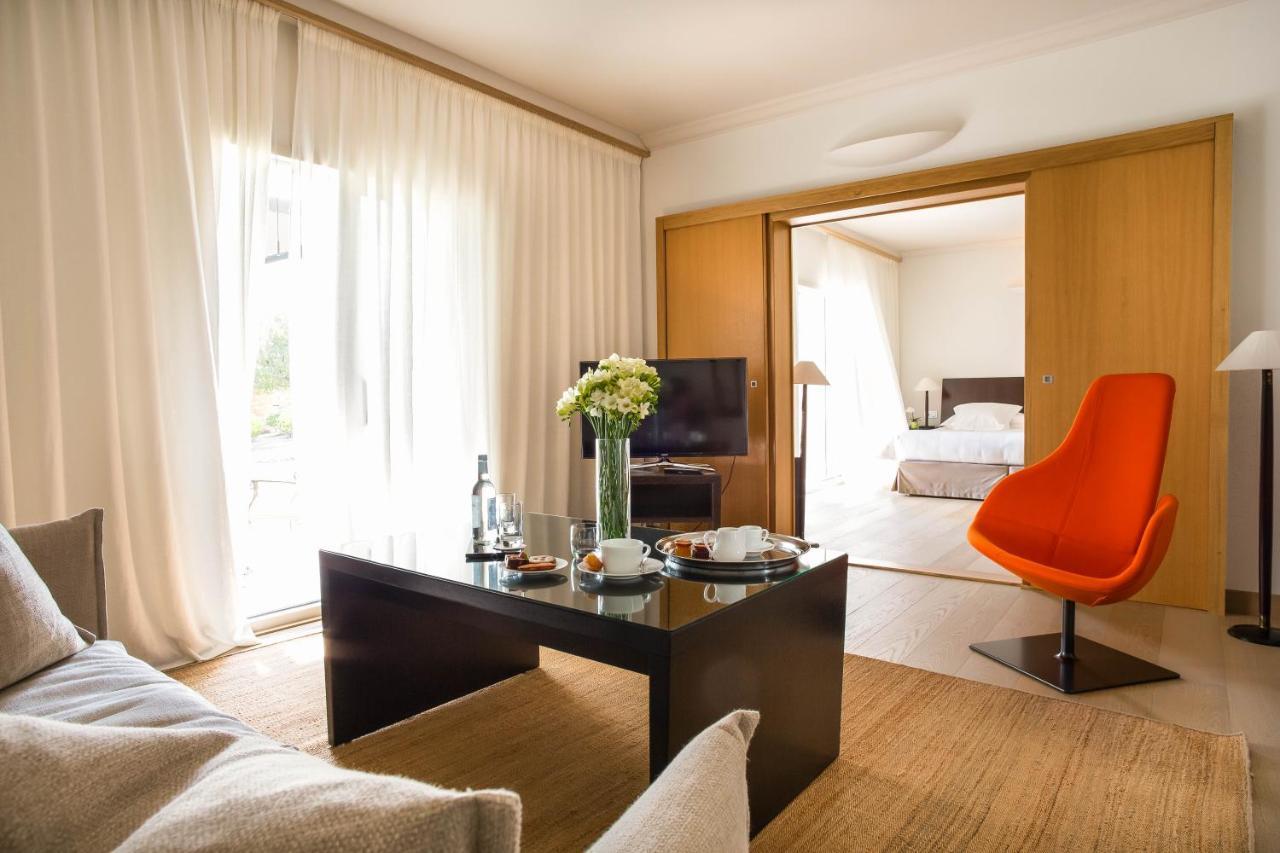 Junior Suite with Garden View