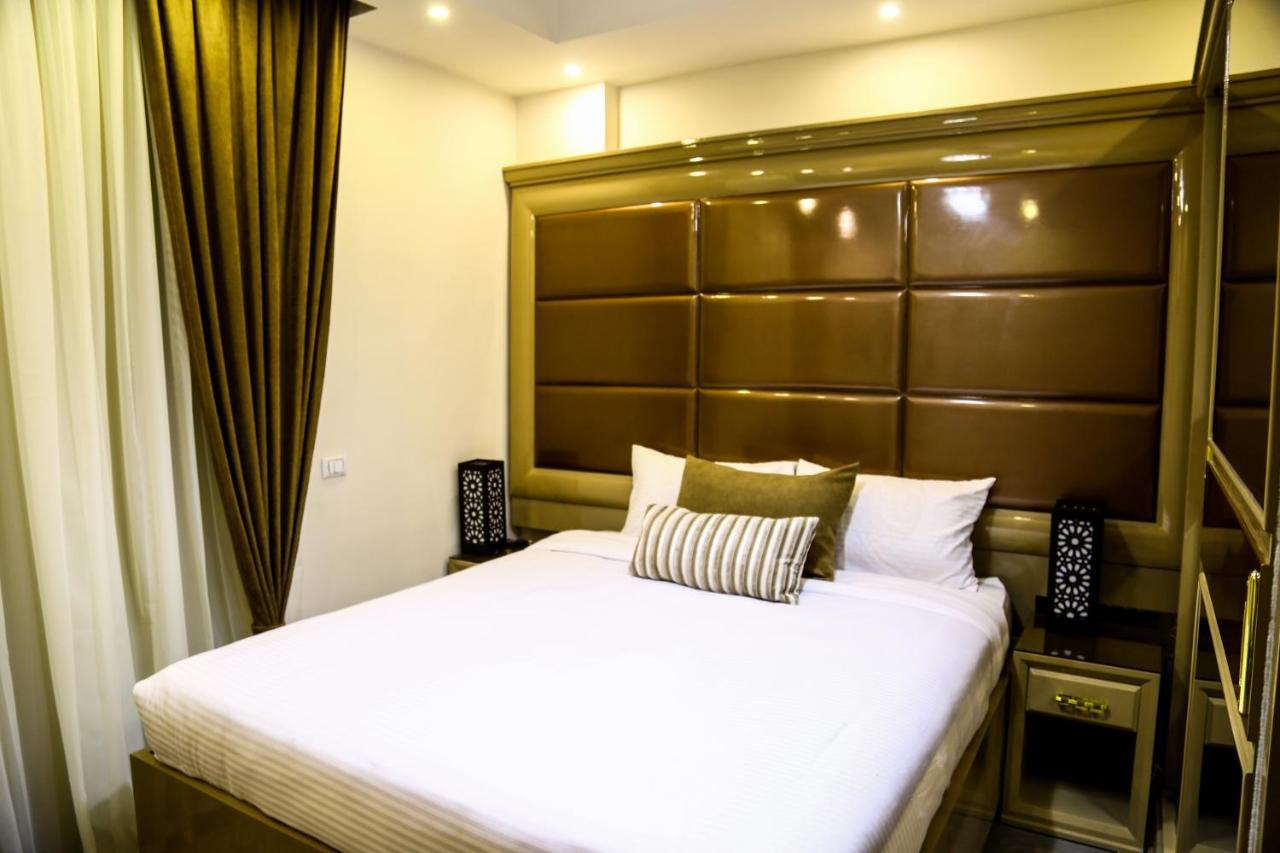 King Room with Garden View