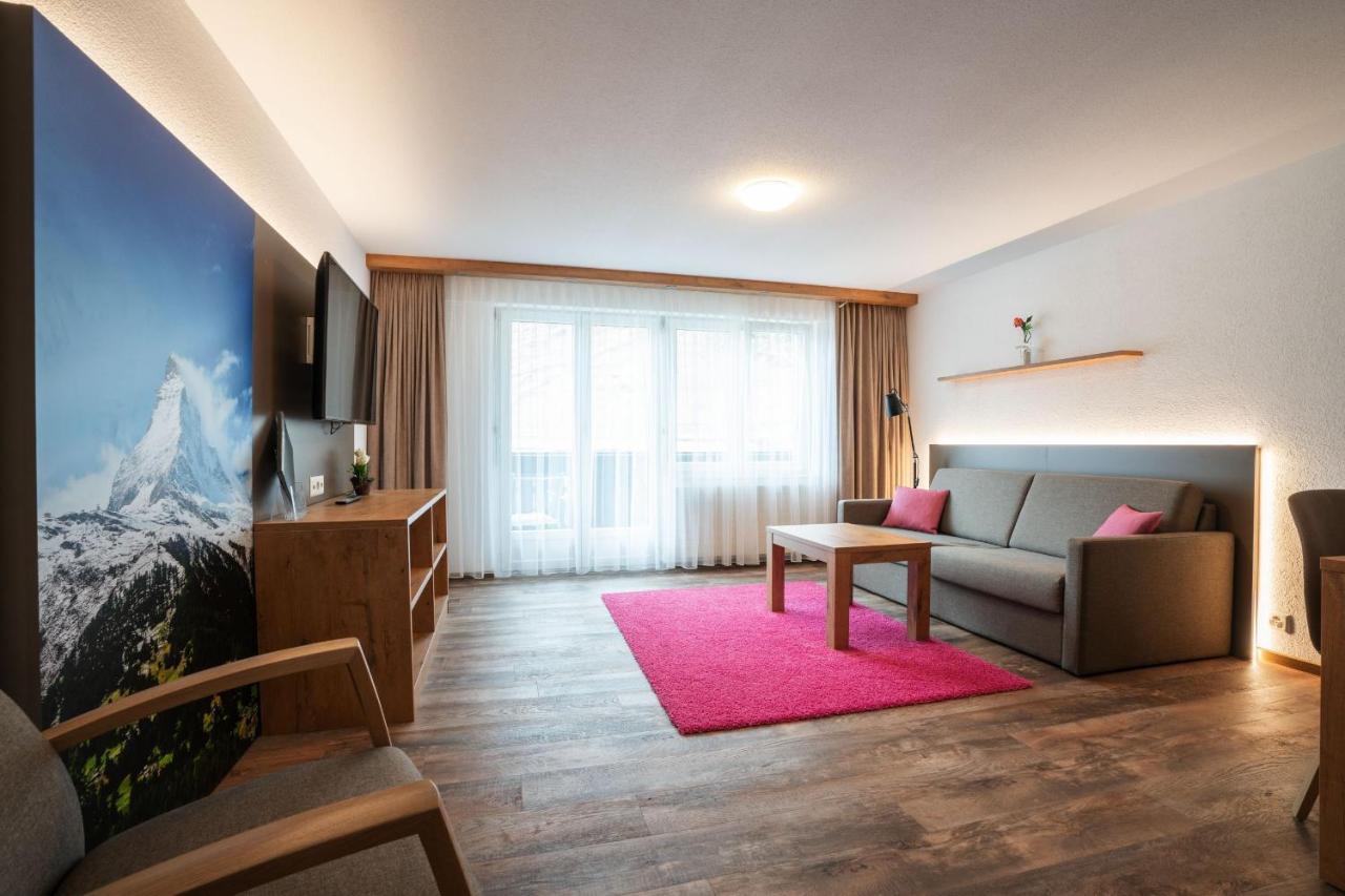 Apartment with Mattherhorn view