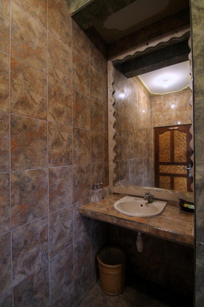 Family Cottage (2 Adults + 1 Child)