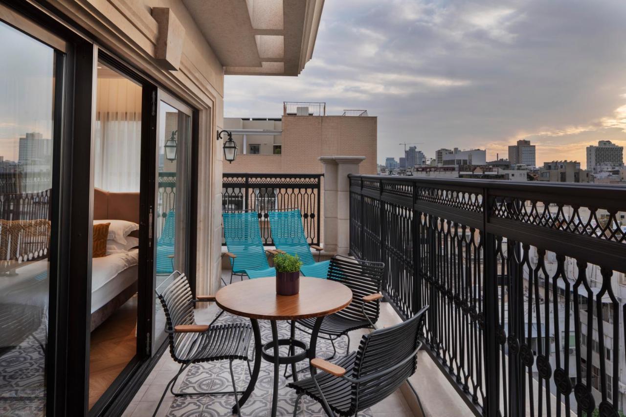 Studio with Terrace