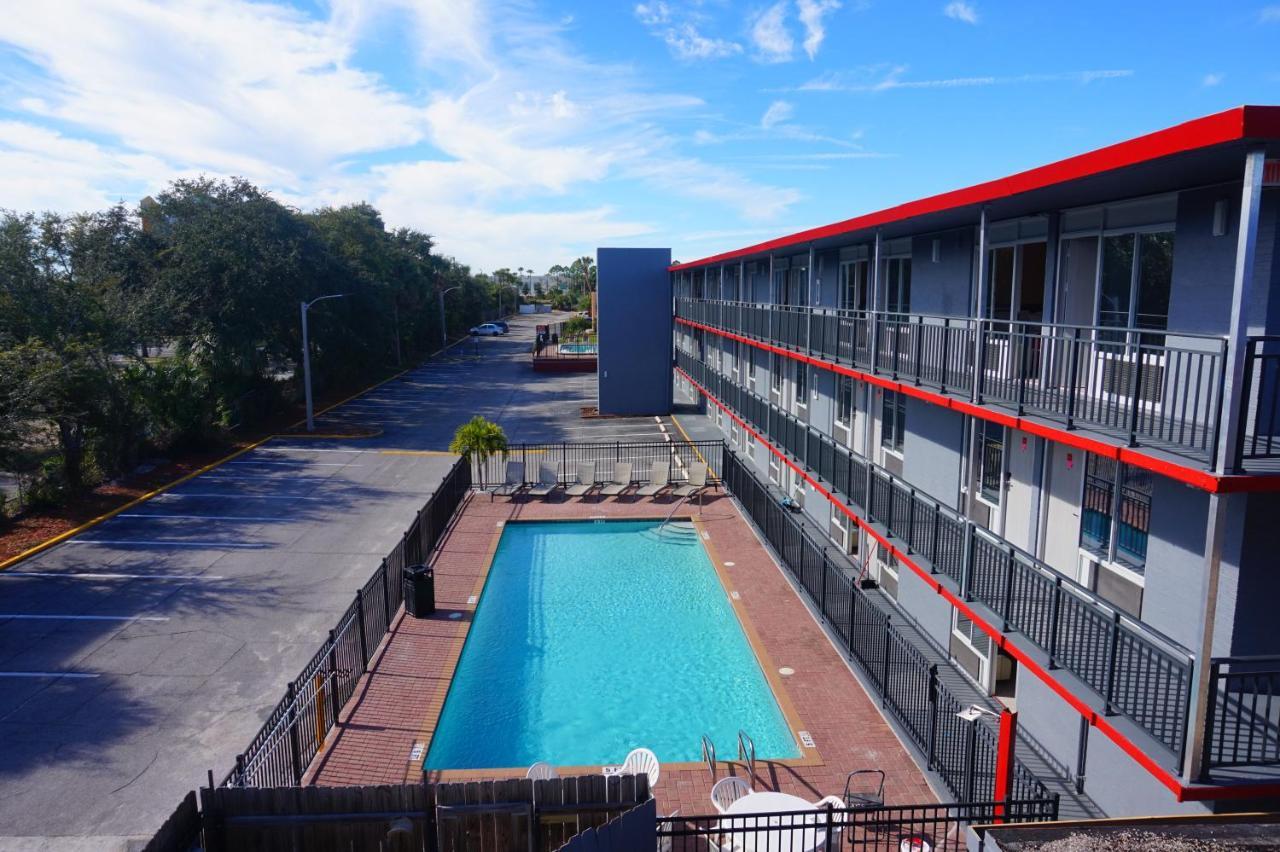 Double Room with Two Double Beds and Pool View - Non-Smoking