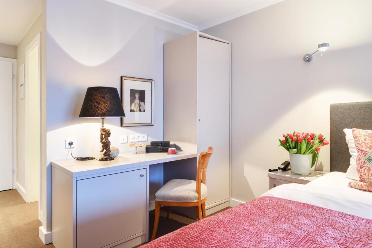 Superior Double Room with Balcony and Garden View