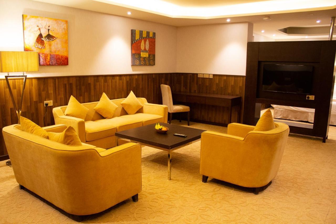 Elite Room