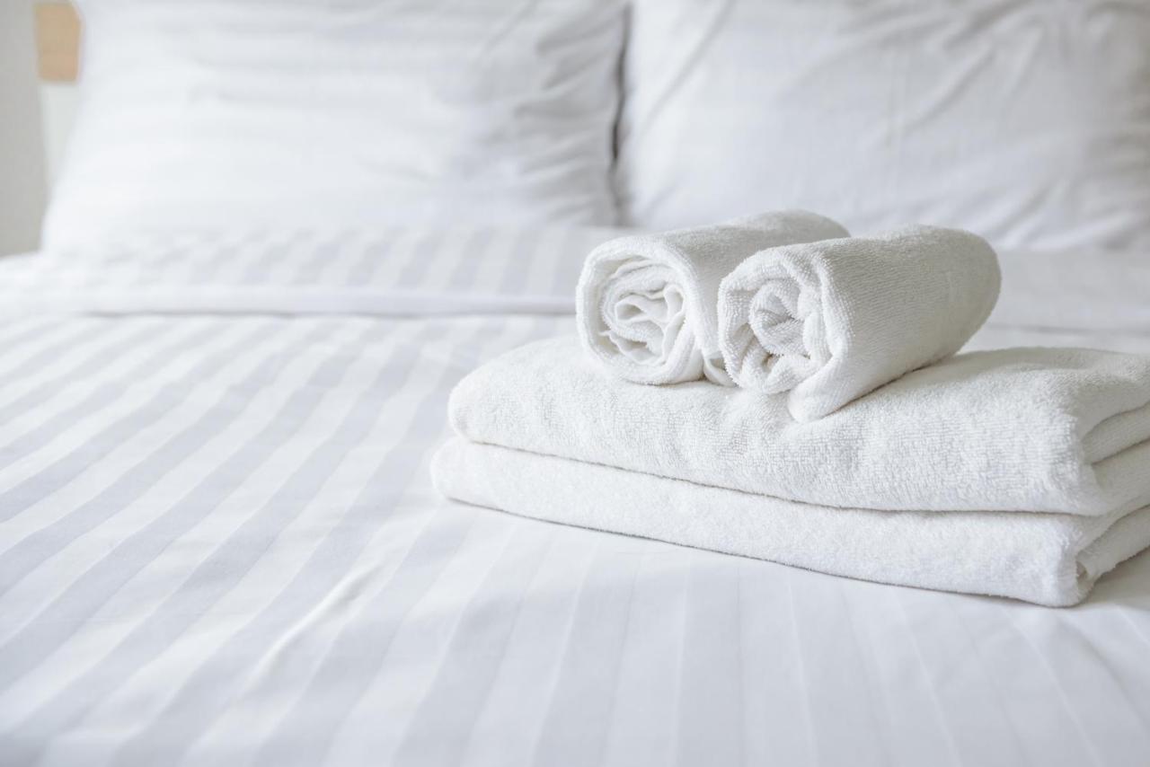 Queen Suite with Two Queen Beds and Pool View - Non-Smoking