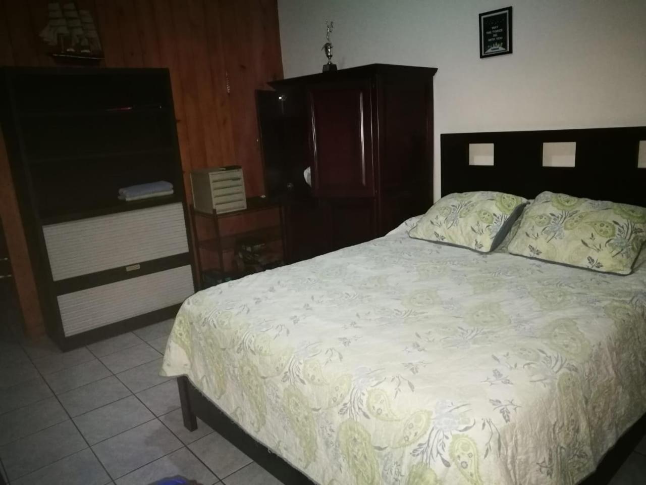 Deluxe Double Room with Shower