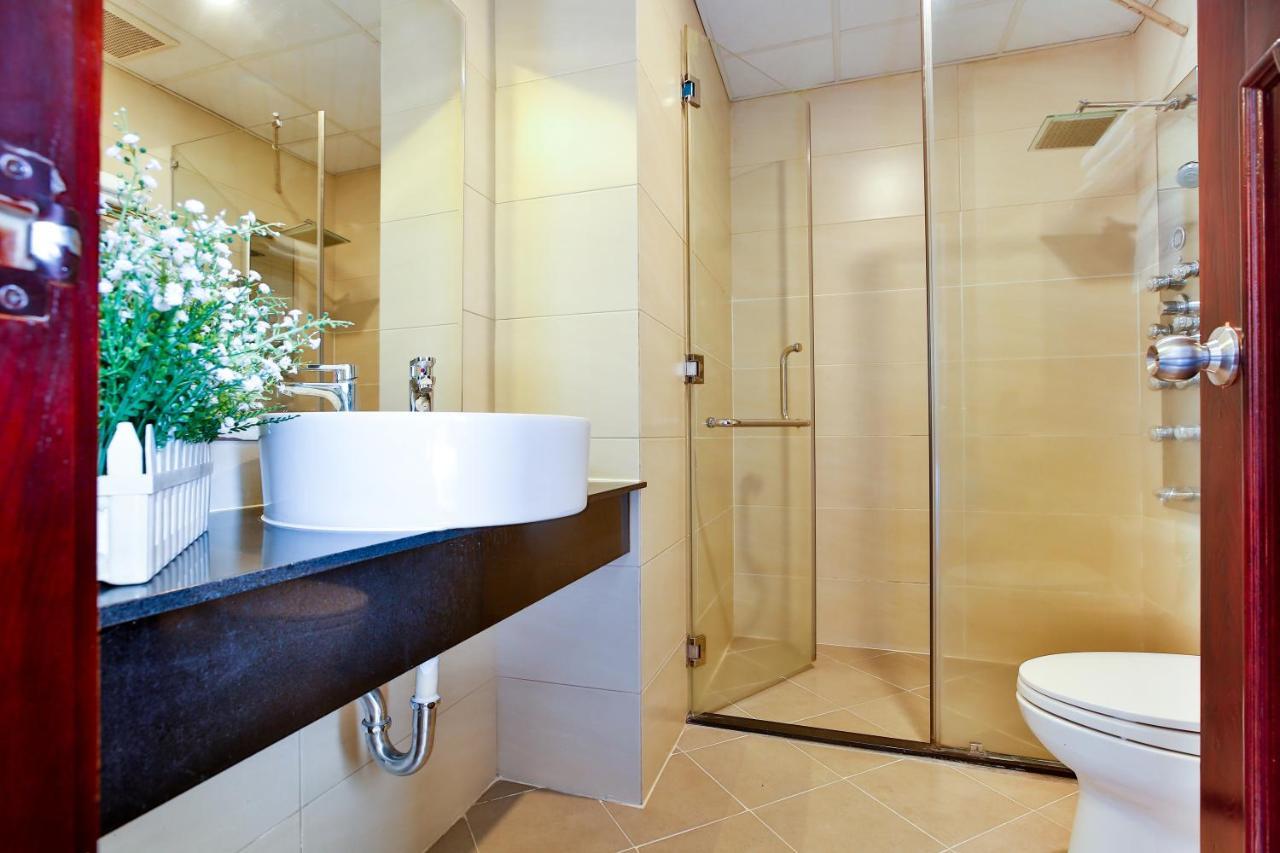 Triple Room With Window