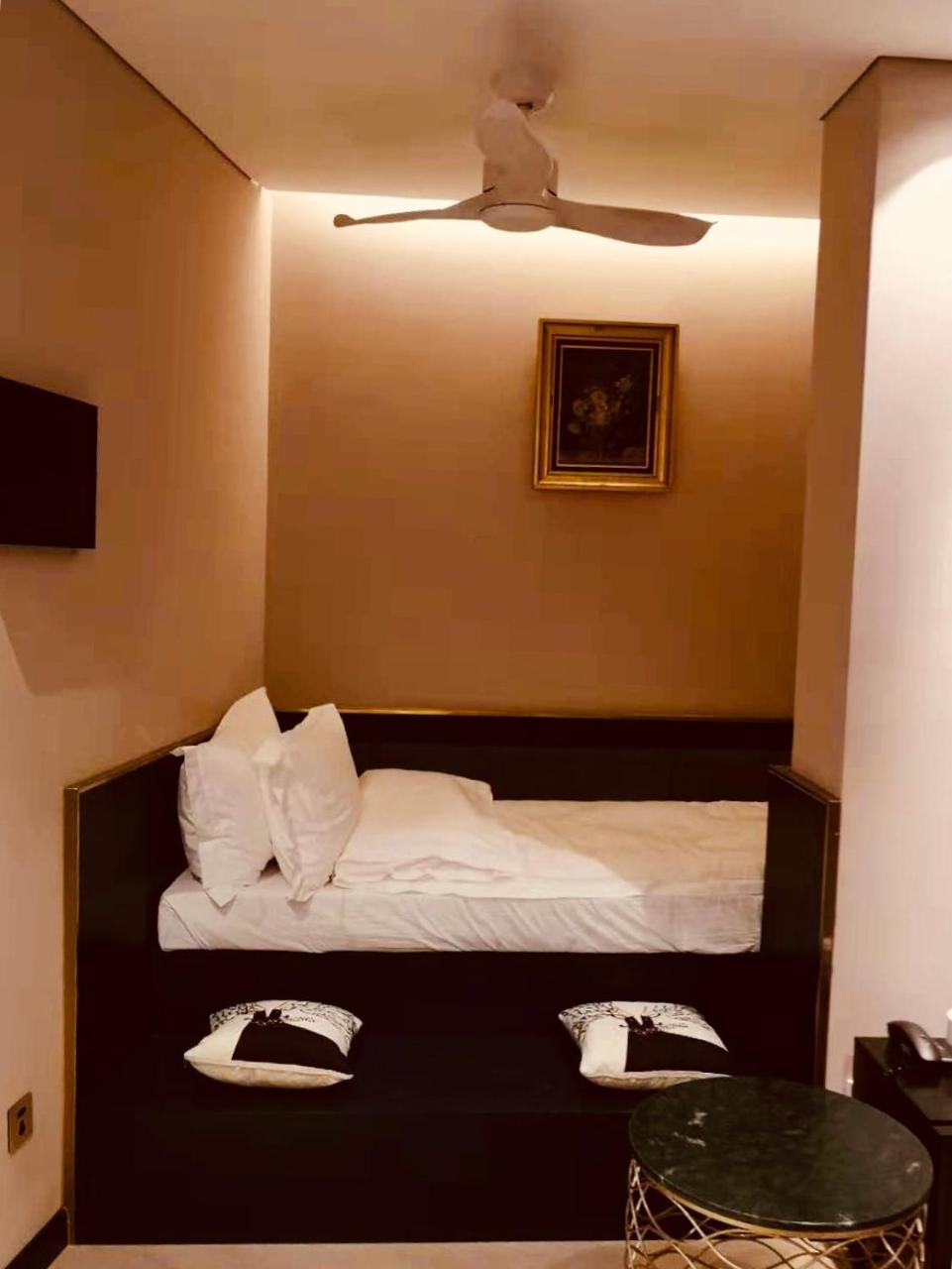 Small Single Room