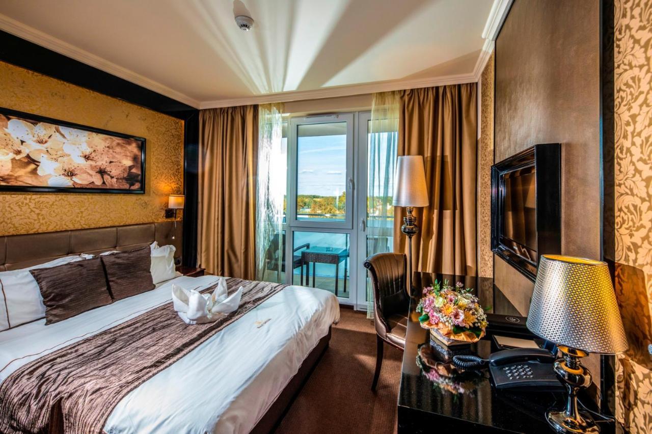 Classic Double Room with Balcony