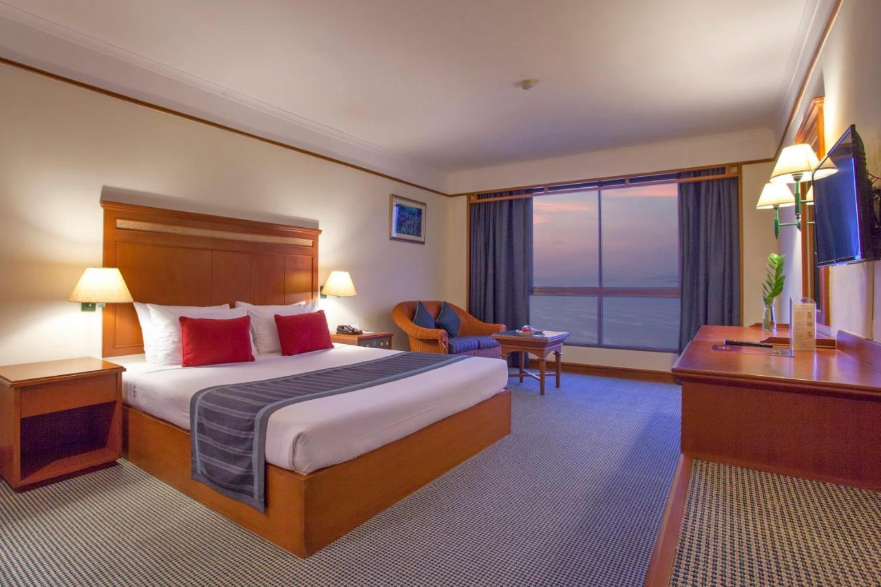Superior Sea View