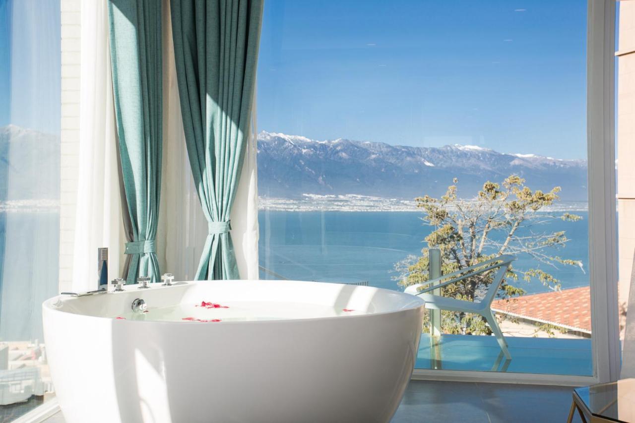 King Room with Lake View