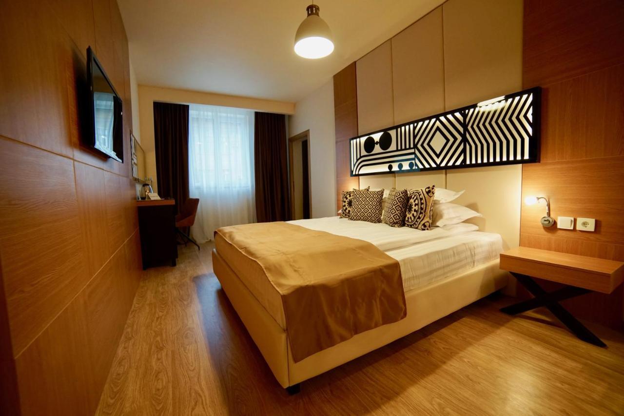 Standard Family Room