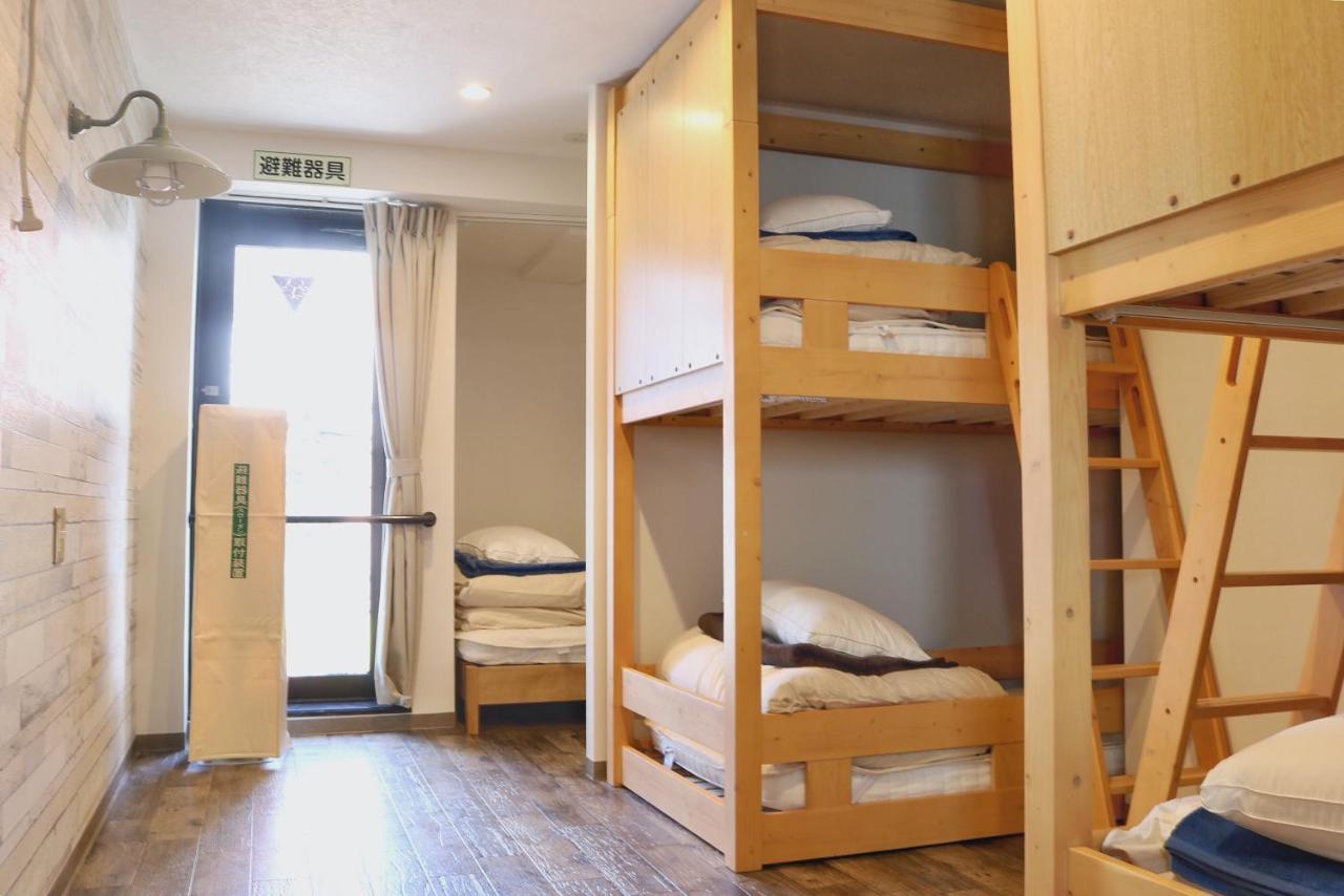 Bunk Bed in Mixed Dormitory Room