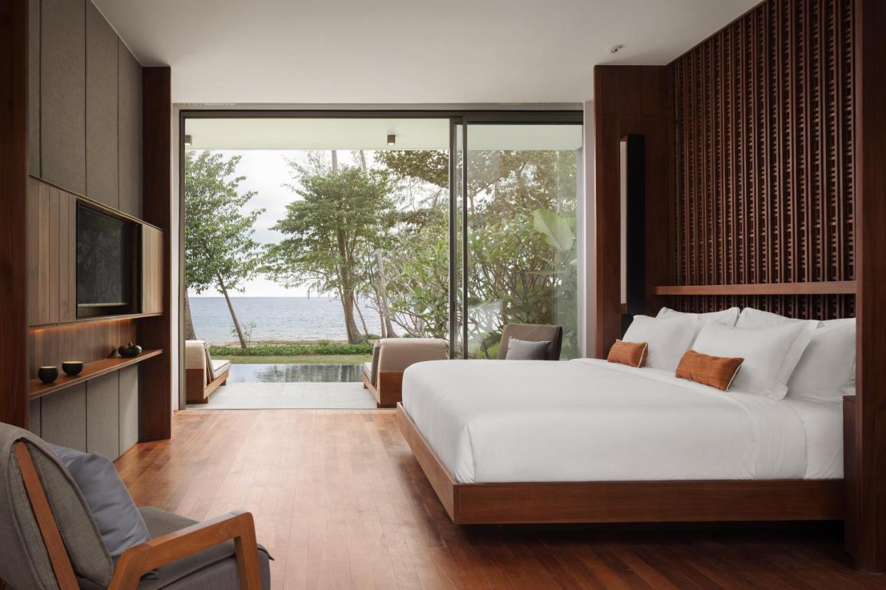 1 Bedroom Beach Pool Villa