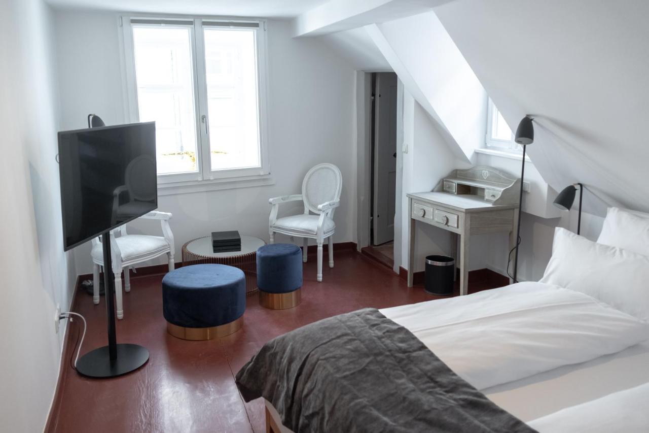 Double Room with Private External Bathroom