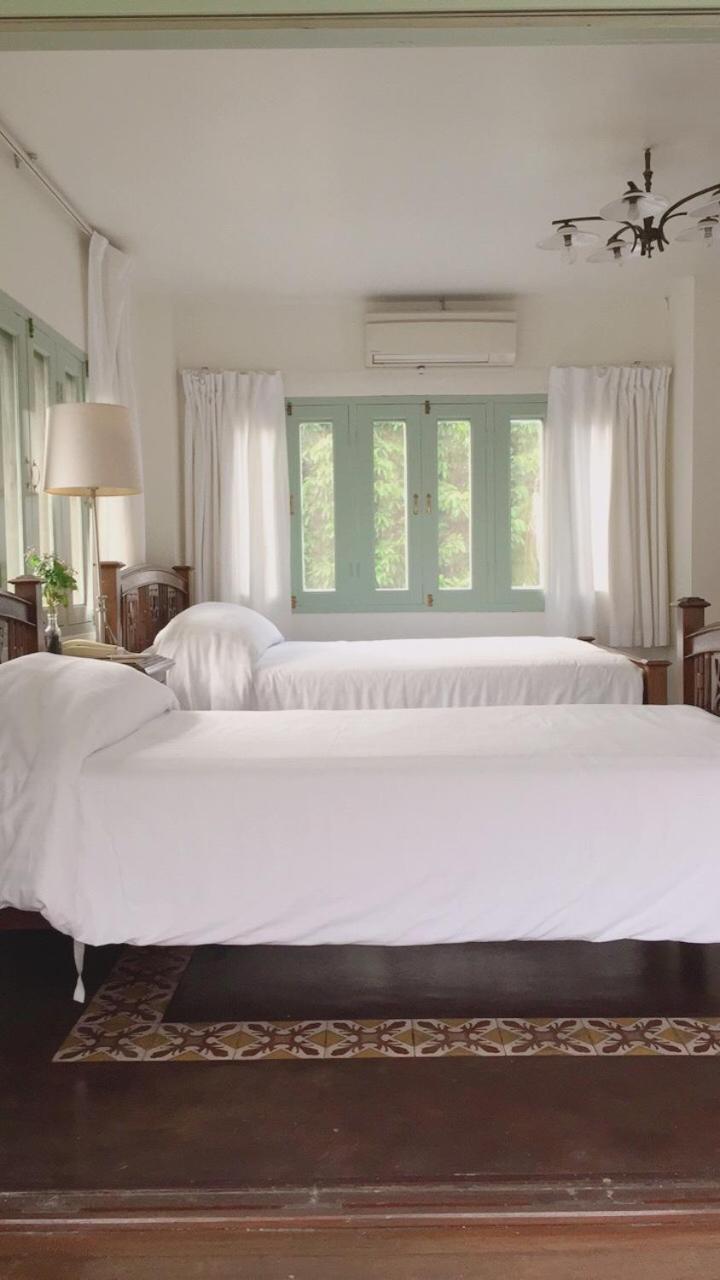Deluxe Private Balcony Room — Large Bed+Single Bed